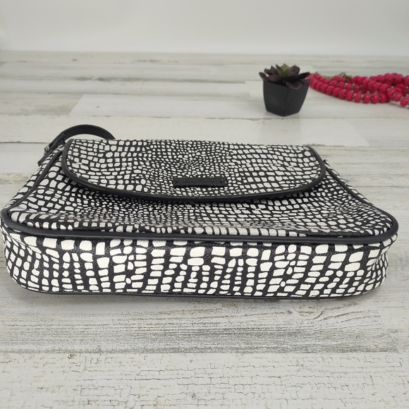 Vera Bradley Leather Black/White Crossbody - Picture 6 of 7